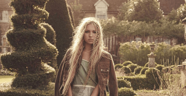 Донька Кейт Мосс знялася в чуттєвій фотосесії для глянцю (фото)