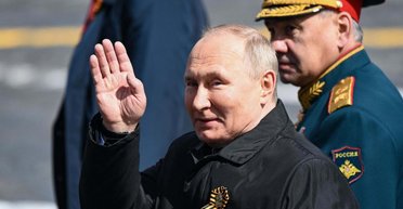 Путин провоцирует Украину на атаку 9 мая, чтобы оправдать использование ядерного оружия, — Rzeczpospolita