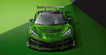 Новый Chevrolet Corvette 2026 показали на первых официальных фото и видео