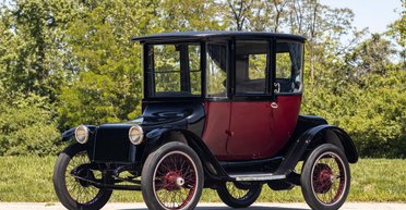 Как у Эдисона: старинный электромобиль 1918 года оказался дороже Tesla (фото)