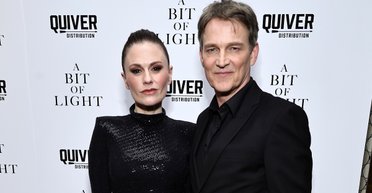 Анна Пэкуин, звезда "Настоящей крови", вышла в свет после двух лет борьбы с неназванным недугом