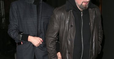 52-річну Кемерон Діас уперше помітили на вулиці з маленьким сином