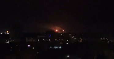 В районе Рязанского НПЗ мог начаться пожар: жители слышали взрывы и сирену (видео)