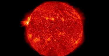 Астрономи виявили незвичайну поведінку Сонця: у надрах зірки помічено щось дивне