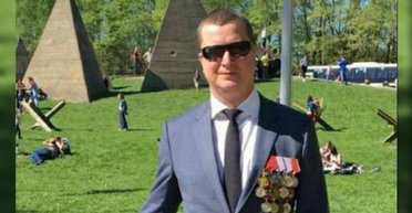 Подавился куском мяса: в Москве во время ужина умер полковник ФСБ, — росСМИ (фото)