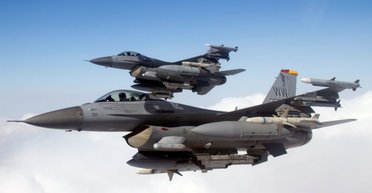 Відстріляв ракету AIM-9C: F-16 міг завдати удару по російському літаку, — Defense Express
