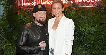 Кемерон Діас помітили на рідкісному побаченні з чоловіком (фото)