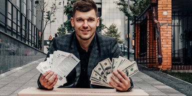 Михаил Хомич о том, как зарабатывать 2000$ в месяц