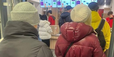 В столичных отделениях "Новой пошты" образовались огромные очереди, – соцсети