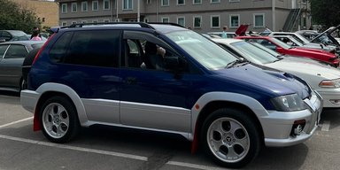 В Україні помітили рідкісний кросовер Mitsubishi з двигуном від Lancer Evolution (фото)