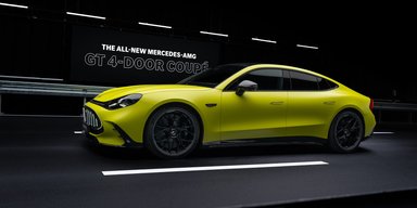 Более 1100 сил и запас хода 700 км: Mercedes показал стильный аналог Porsche Taycan (фото)