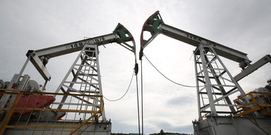 Свинец против дерева. Похоронит ли обвал рубля империю Путина