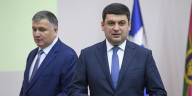 Кто тянет Авакова за язык. Могут ли отстранить главу МВД от должности за незнание украинского