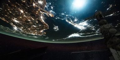 В атмосфері Землі вибухнув об'єкт, такий же яскравий як Венера: його побачили з борту МКС (відео)