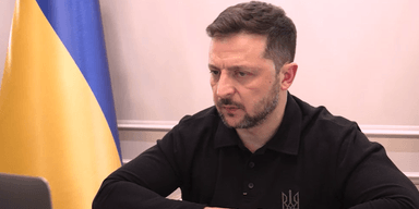 "Разрушают нашу энергетику": Зеленский заявил, что Путин отказался от полного прекращения огня