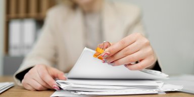 Женщина попыталась спасти сына от мобилизации с помощью корректора: детали