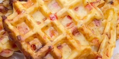 Вафли-пицца: рецепт быстрого и очень сытного перекуса