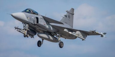 Первая миссия в рамках НАТО: шведские Gripen перехватили самолет-разведчик Ил-20М (фото)