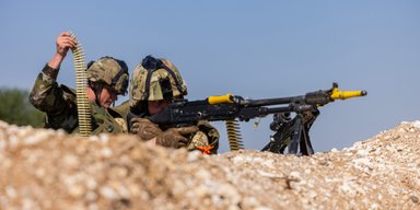 Виплати за загиблих поліцейських і декрет для військових: про що новий закон, підписаний Зеленським