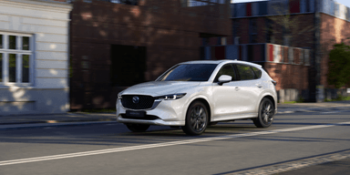Сімейне авто для активного водія: чому варто звернути увагу на кросовер Mazda CX-5 (фото)