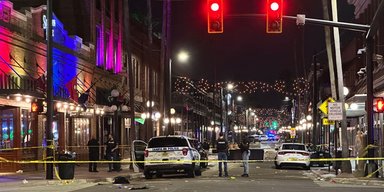 В США на вечеринке по случаю Хэллоуина прозвучали выстрелы: десятки раненых и жертвы (видео)