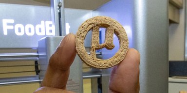 Создано самое странное печенье в мире: главным ингредиентом неожиданно стал пластик