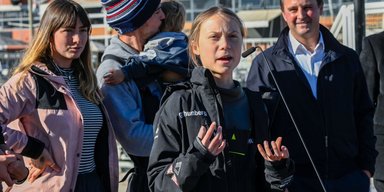 Взрослых берегите. Экоактивистка Грета вернулась в Европу и рассказала про злых детей (фото)