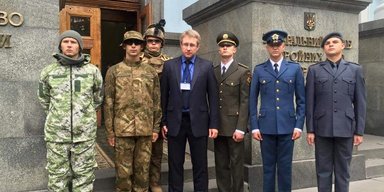 Украинская армия не должна выглядеть огрызком советской, — Виталий Гайдукевич