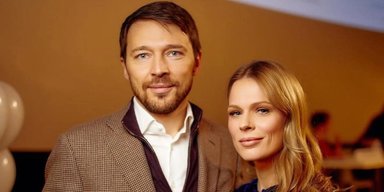 Цілуючись у ліфті: Ольга Фреймут вперше за довгий час показала чоловіка (фото)