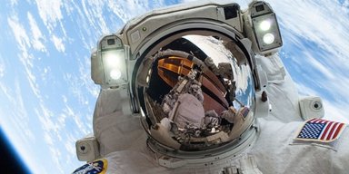 Полет в космос сильно меняет глаза человека: что выяснили ученые из NASA