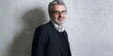 Кремль обороняет подступы к власти в Крыму, Донбассе и Сирии, — историк Александр Эткинд