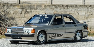 Непоказний Mercedes 190 1984 року виставили на продаж за пів мільйона доларів (фото)