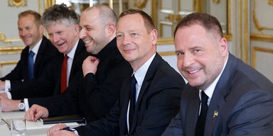 Мирное соглашение до конца недели: чего стоит ждать от встречи в Лондоне Украины, США и ЕС