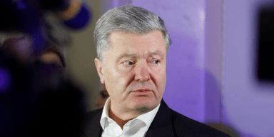 Петр Порошенко, который годами разваливал оборонку, не имеет права сегодня поучать ВСУ, — военный