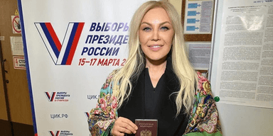 "Это ослепляет глаза": поэт Рыбчинский назвал сумму, за которую Повалий продалась России