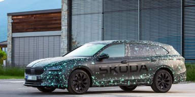 Розкрито цікаві подробиці та характеристики нової Skoda Superb 2024 (фото)