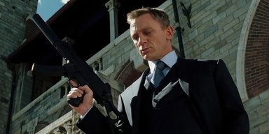 Дорога в море и бывший монастырь: топ уникальных локаций из фильмов про Джеймса Бонда (видео)