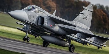 Україна не отримає 100 винищувачів Gripen під час війни: що заважає, — експерт (відео)