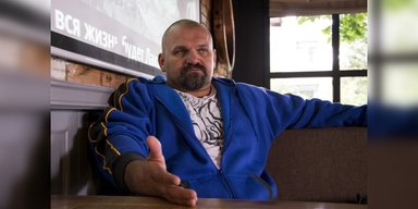 Стронгмен Василий Вирастюк признался, планирует ли жениться в третий раз