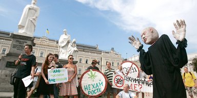 Битва за траву. Зачем требуют легализировать каннабис в Украине