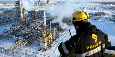 Майже 300 санкцій на 4-річчя вторгнення: Велика Британія завдає нового удару по економіці РФ