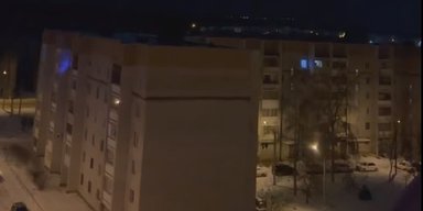 Обломки "снаряда" попали в дом: в Воронеже слышали более 15 взрывов, — СМИ (видео)