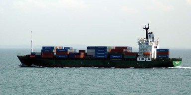РФ ударила баллистикой по Одесской области: повреждено иностранное судно, есть погибшие и пострадавшие