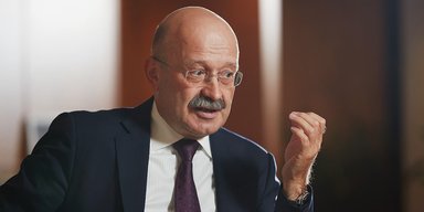 Был под ограничениями с 2022 года: США отменили санкции против экс-министра финансов РФ и банкира Задорнова