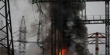 РФ снова атаковала энергетическую инфраструктуру Украины: где ввели отключения света