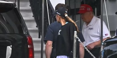 Трамп не помер: президент США вирушив грати в гольф (відео)