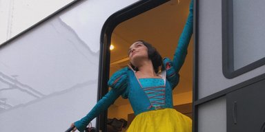 "Мечты сбываются": звезда "Белоснежки" показала пророческое фото