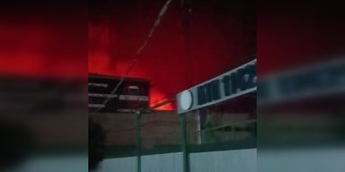У Макіївці та Єнакієво пролунали вибухи: у містах спостерігають масований наліт БПЛА (відео)
