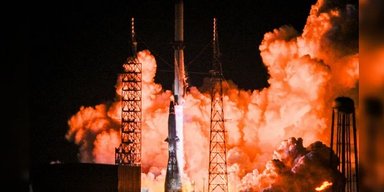 Ракета Джеффа Безоса New Glenn уперше полетіла в космос: не все пройшло вдало (відео)