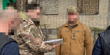Работали на СТО: во Львове разоблачили руководство воинской части, которое зарабатывало на солдатах (фото)
